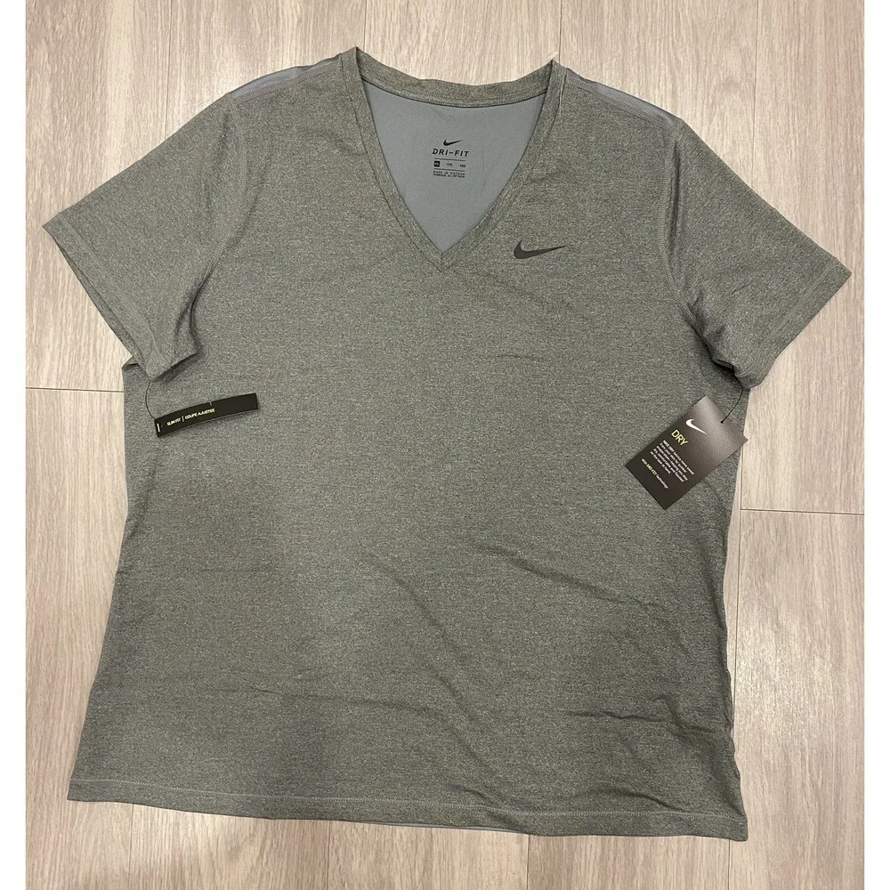 NWT Women's 2XL NIKE Dri-FIT Dry V Neck T‎ Shirt Slim Fit Gray Blouse New! NWT